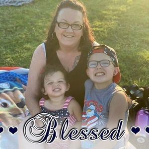 Meet your Posher, Sharon